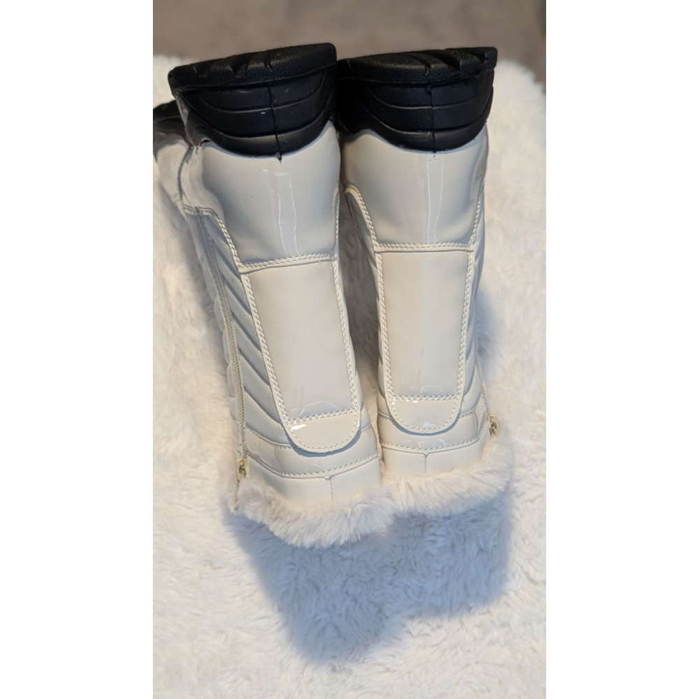 Women's Easy Works by Easy Street Winter White Waterproof Boots Size 10 - Picture 7 of 13